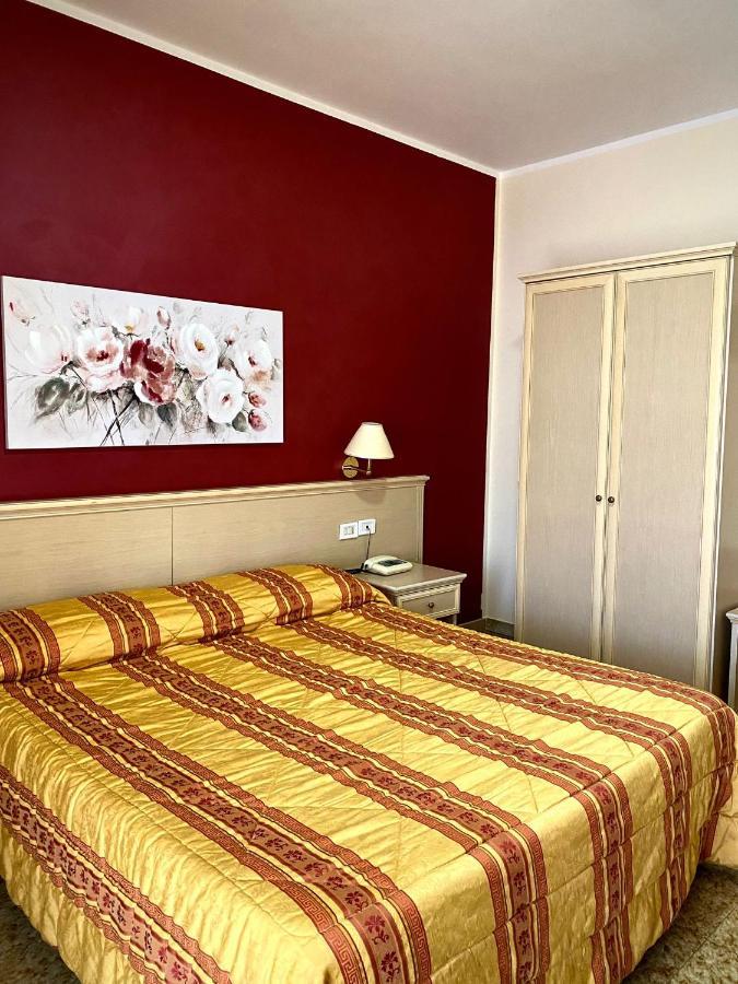 Hotel Vallisdea Sala Consilina Exterior foto