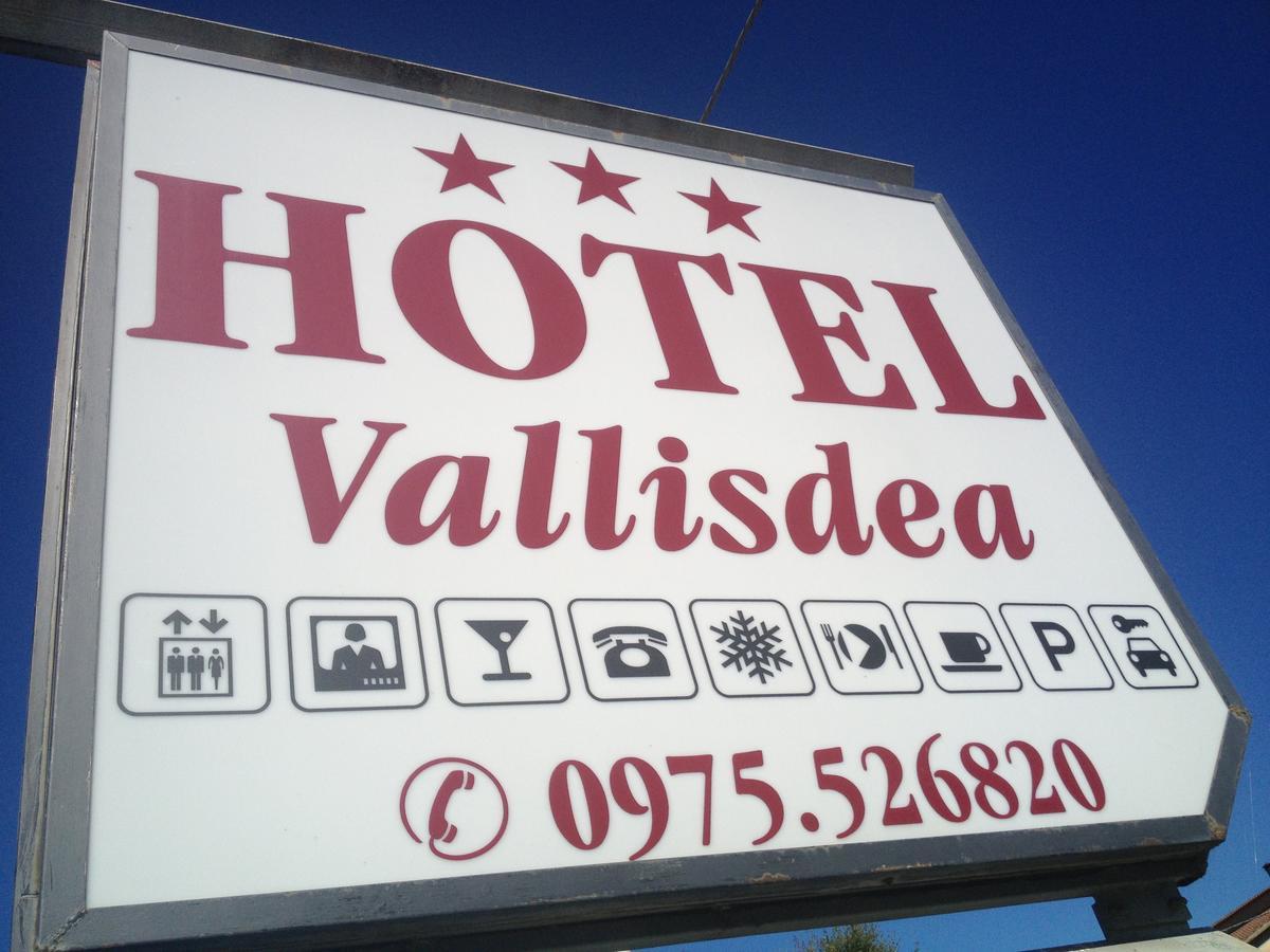 Hotel Vallisdea Sala Consilina Exterior foto